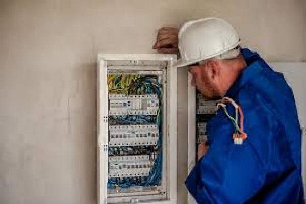 Gold Coast Electricians and Plumbers At Your Service
